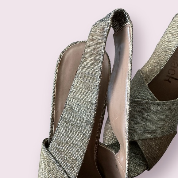 Women’s Daniblack Etta Sandal 5” Chunky Heel Gold Silver Metallic Size 9M - Picture 6 of 13